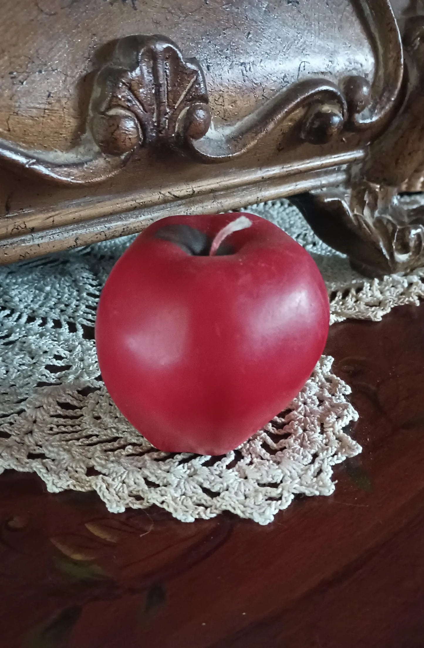 Apple Sculpted Candle