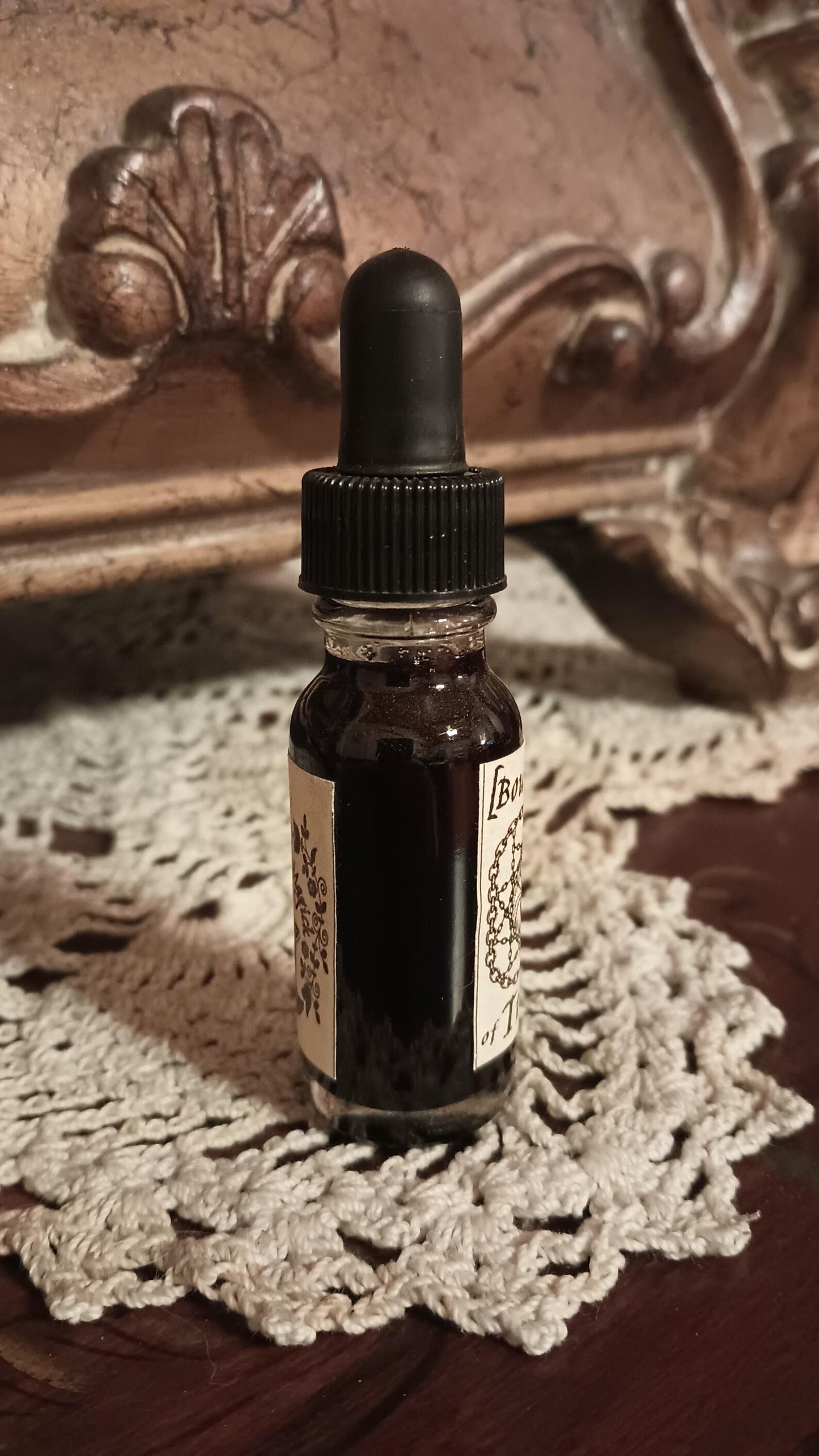 Boundary of Truth, Binding Oil