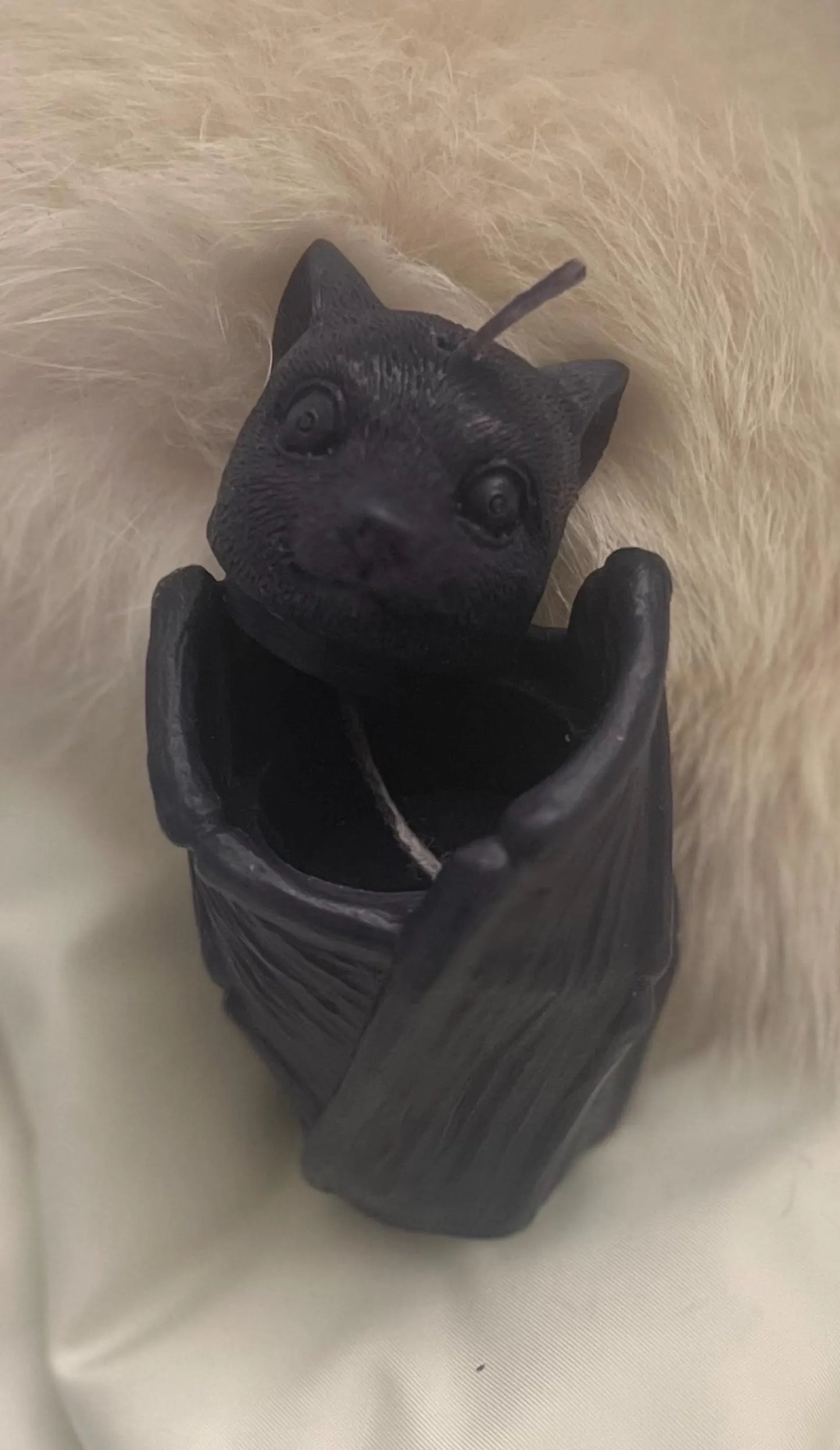 Loadable Bat Sculpted Candle