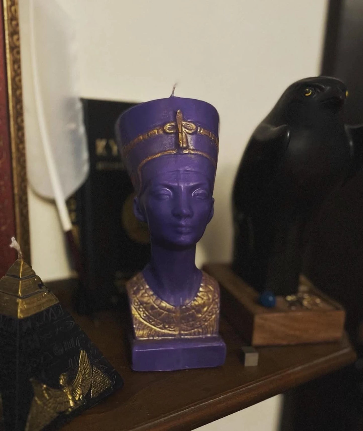 Large Nefertiti Sculpted Candle